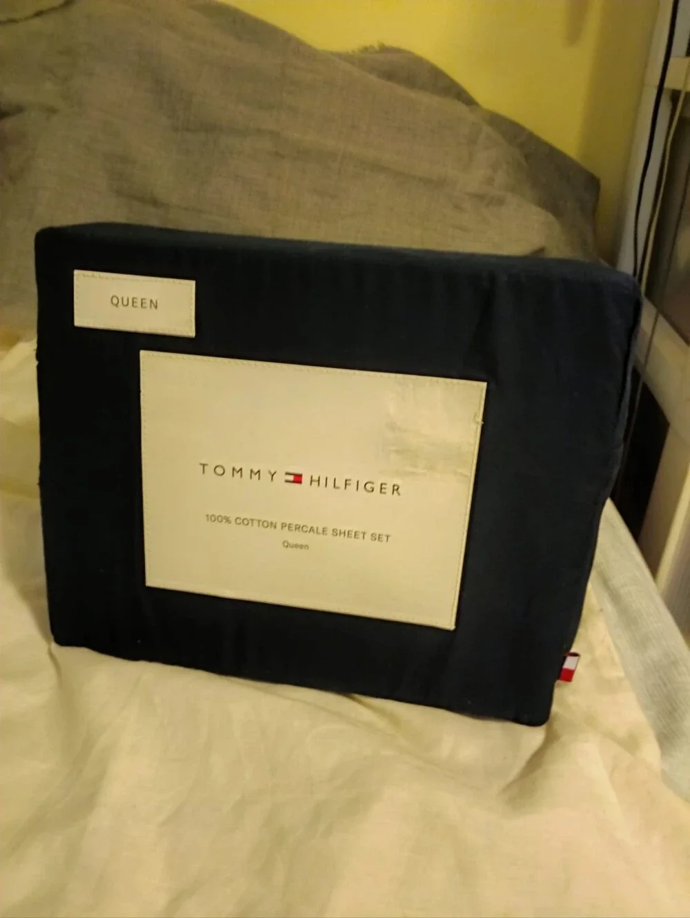 Tommy Hilfiger Dark Blue Queen Sheet Set